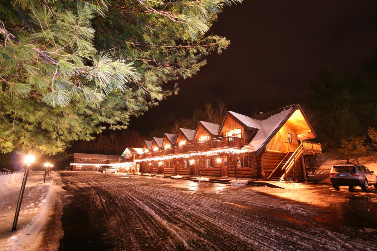 Nootka Lodge Woodsville Bagian luar foto