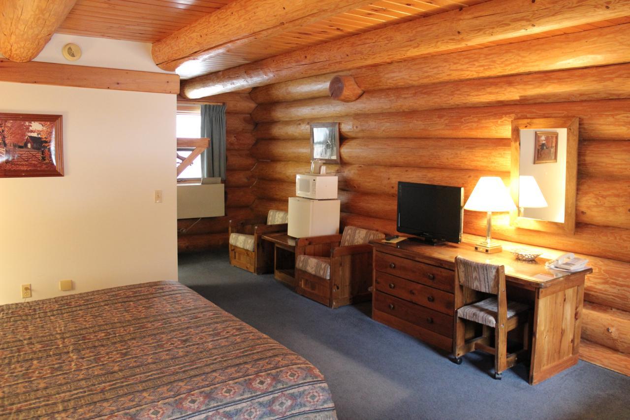 Nootka Lodge Woodsville Bagian luar foto