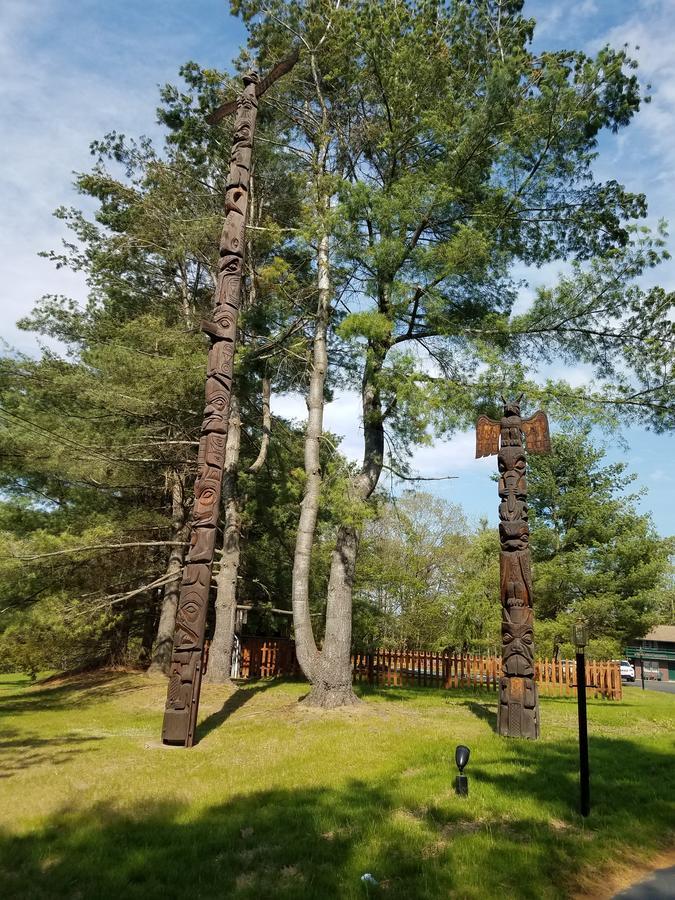 Nootka Lodge Woodsville Bagian luar foto